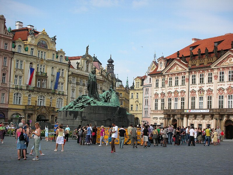 プラハ 旧市街広場 海外旅行 海外ツアーの楽しみ方